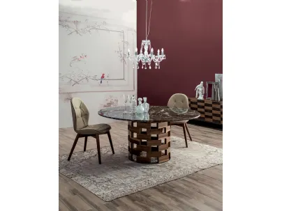 Tavolo rotondo Colosseo con base in legno e top in marmo di Tonin Casa