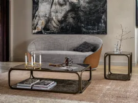 Tavolino con top in vetro, struttura in metallo bronzato e piano della base in grès porcellanato Emperador Remind di Tonin Casa