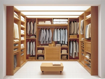 Cabina Armadio in legno di Cam Armadi