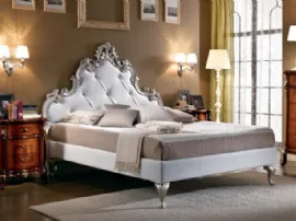 Comodino classico con decori Bellini Patinato di Euro Design