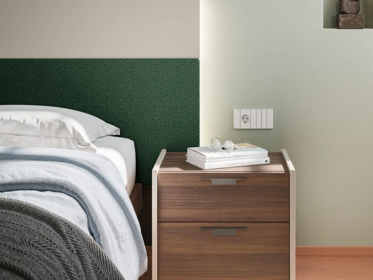 Comodino Patti di Orme