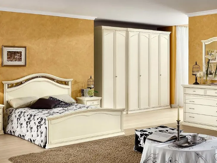 Letto classico in legno laccato bianco Ambra di Dal Cin