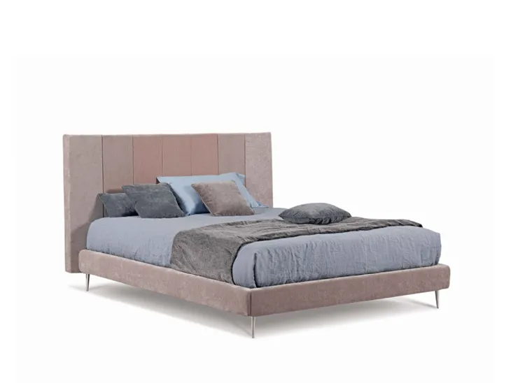 Letto in tessuto con testiera Angel di Lettissimi