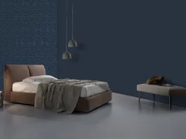 Letto imbottito in pelle scamosciata con giroletto Assido di Excò