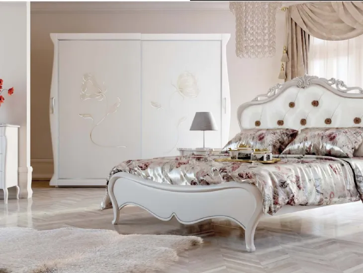 Letto in legno laccato Bianco e testiera in ecopelle Corinne di Euro Design