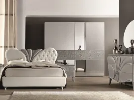 Letto con testiera in ecopelle con parte centrale colorata Fiocco Grey di Euro Design