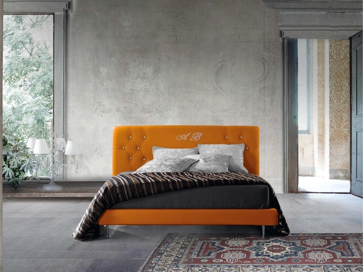 Letto in pelle Athena di Lettissimi