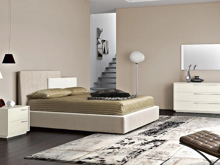 Letto con testiera asimmetrica in due colori Mix di Dal Cin