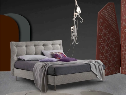 Letto in tessuto imbottito Olimpia di Lettissimi