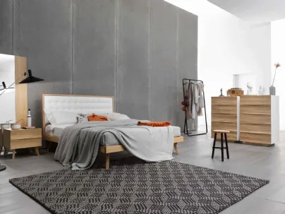 Letto in legno con testiera rivestita in ecopelle trapuntata Park di Ballancin