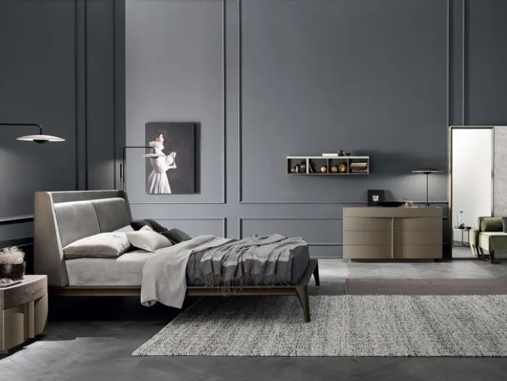 Letto con testiera imbottita Royal in ecopelle e legno di Ballancin