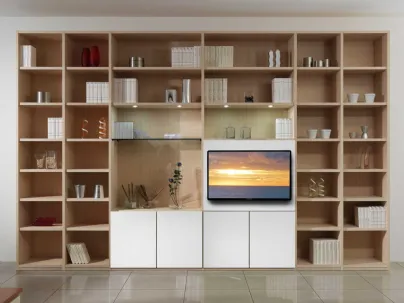 Libreria a muro Porta PL445 in legno e laccato opaco di Fratelli Elli
