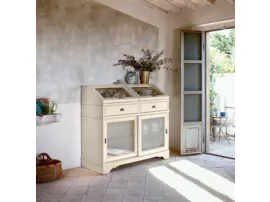 Madia Aurelia in legno con ante in vetro di Tonin Casa