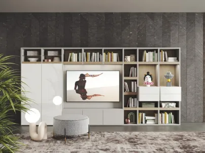 Parete Attrezzata Live & Logic Systems 07 in laccato lucido e opaco, vetro bianco lucido con struttura e mensole in rovere naturale di Morassutti