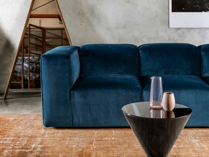 Divano lineare Astoria di Tonin Casa