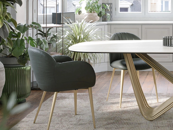 Sedia in pelle imbottita Olympia di Tonin Casa