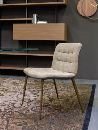 Sedia in tessuto trapuntato con struttura in metallo Bronzo Daddy di Tonin Casa