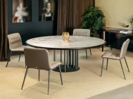 Tavolo rotondo Luxo con top in porcellana e base in acciaio di Tonin Casa
