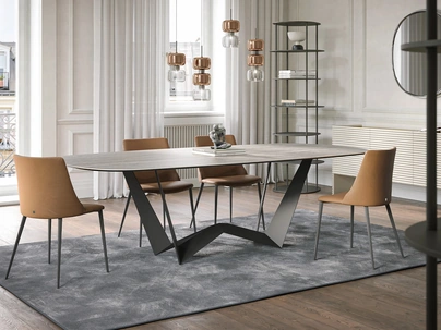 Tavolo Reverse in gres Travertino di Tonin Casa