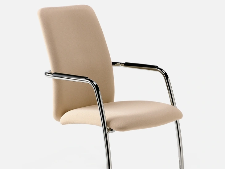 Seduta Ospiti e Attesa Eden di Gierre