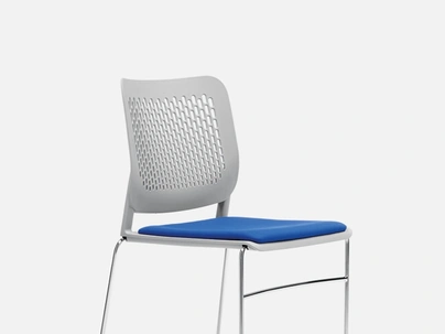 Seduta Kira di Gierre